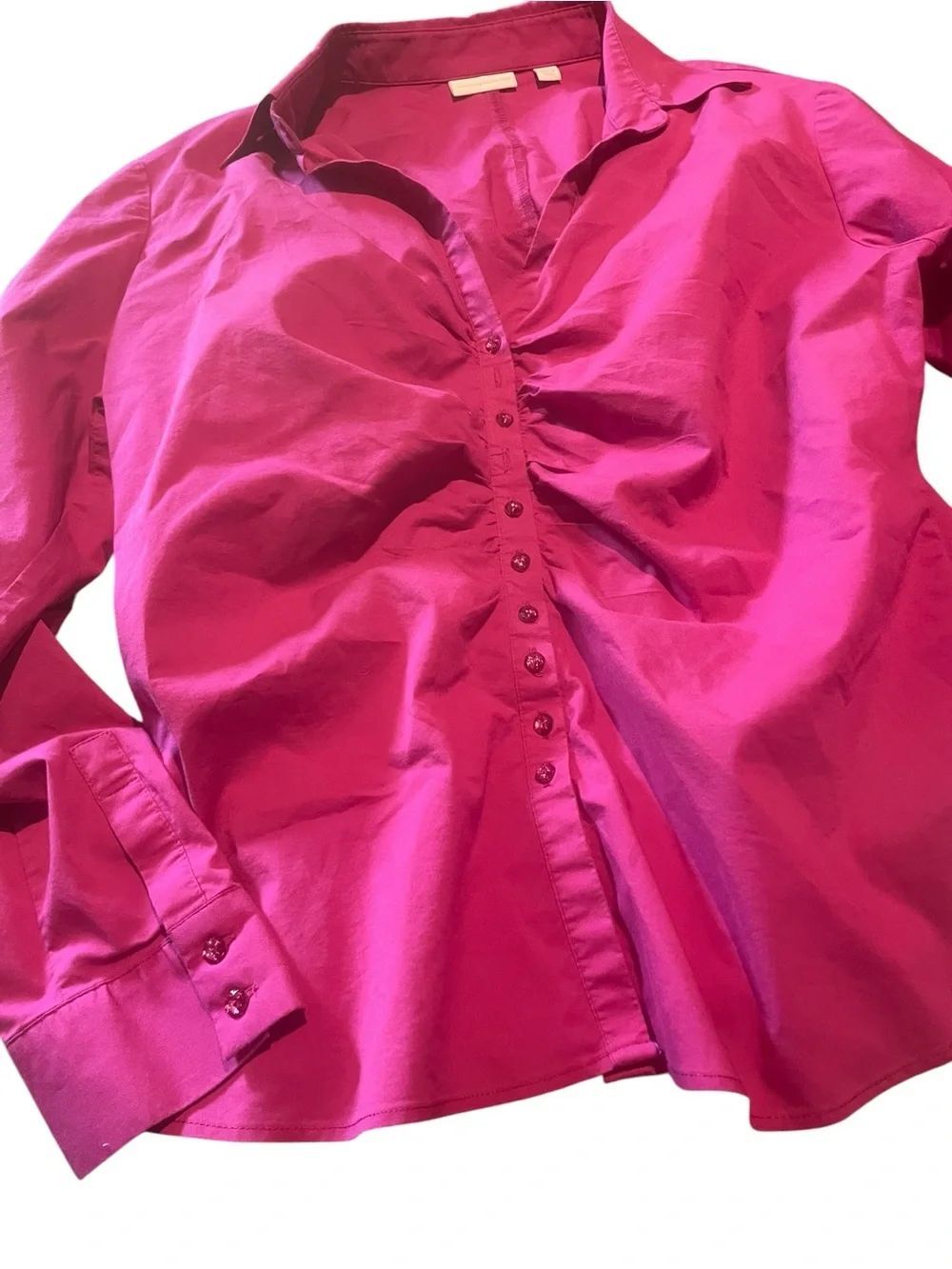 New York & C size medium Women’s Fuchsia Button-Front Shirt - Classic Collared T